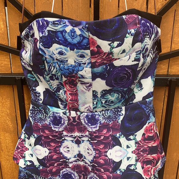 💜 Party romper with purple flowers 💜 - Picture 6 of 10